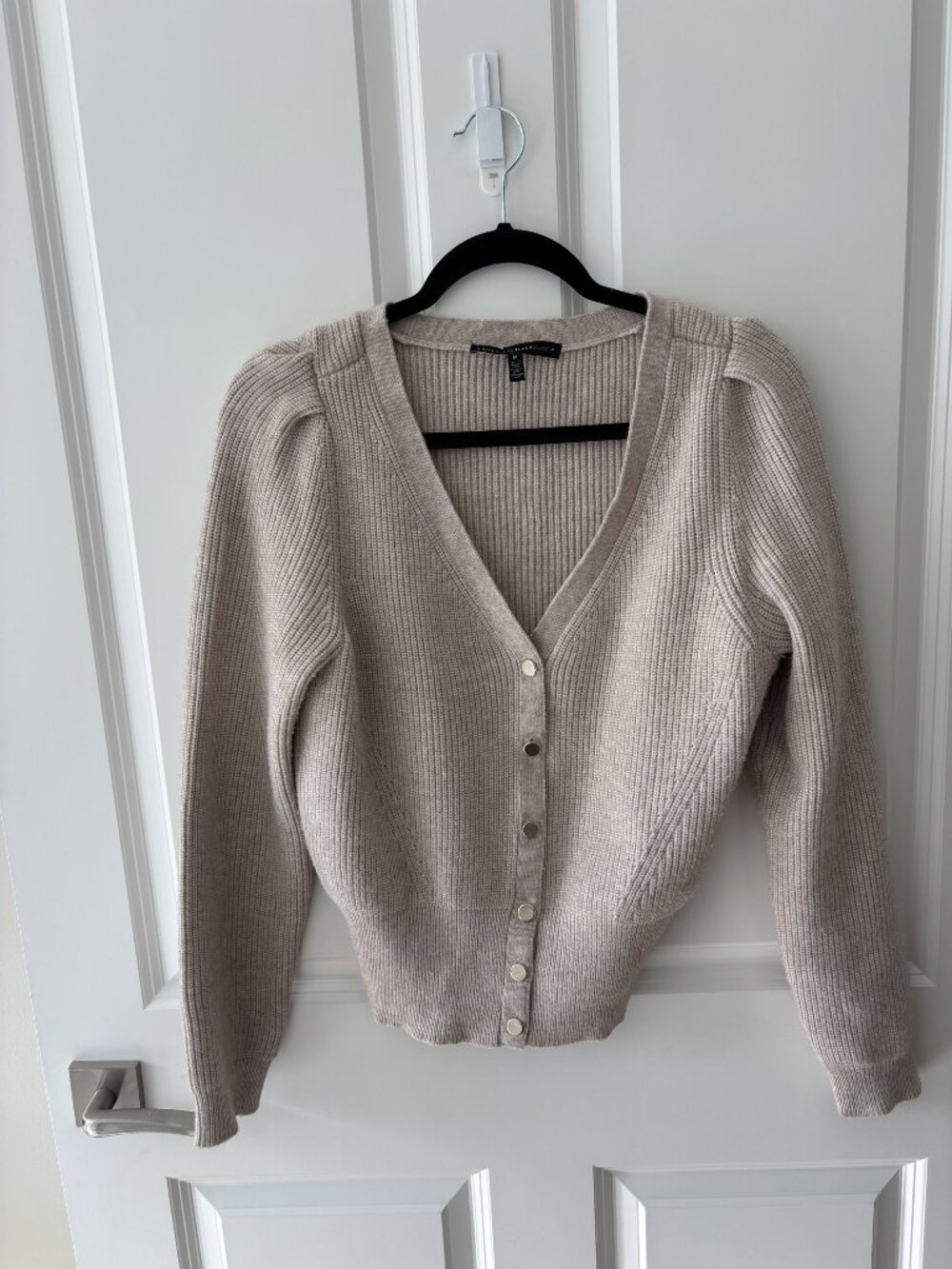White House Black Market Oatmeal Ribbed V-Neck Cardigan, Puff Shoulder, Size M